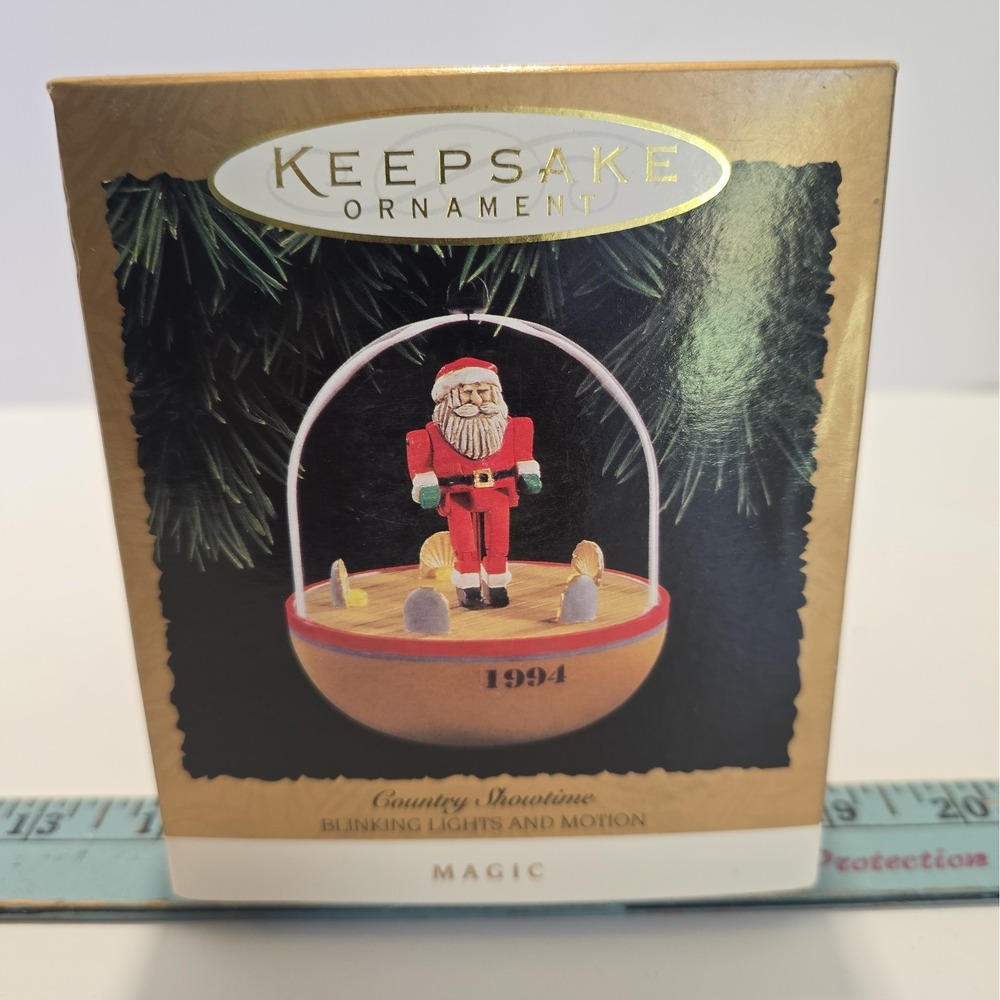 Hallmark Keepsake Ornament 1994 Country Showtime Vintage-926-166